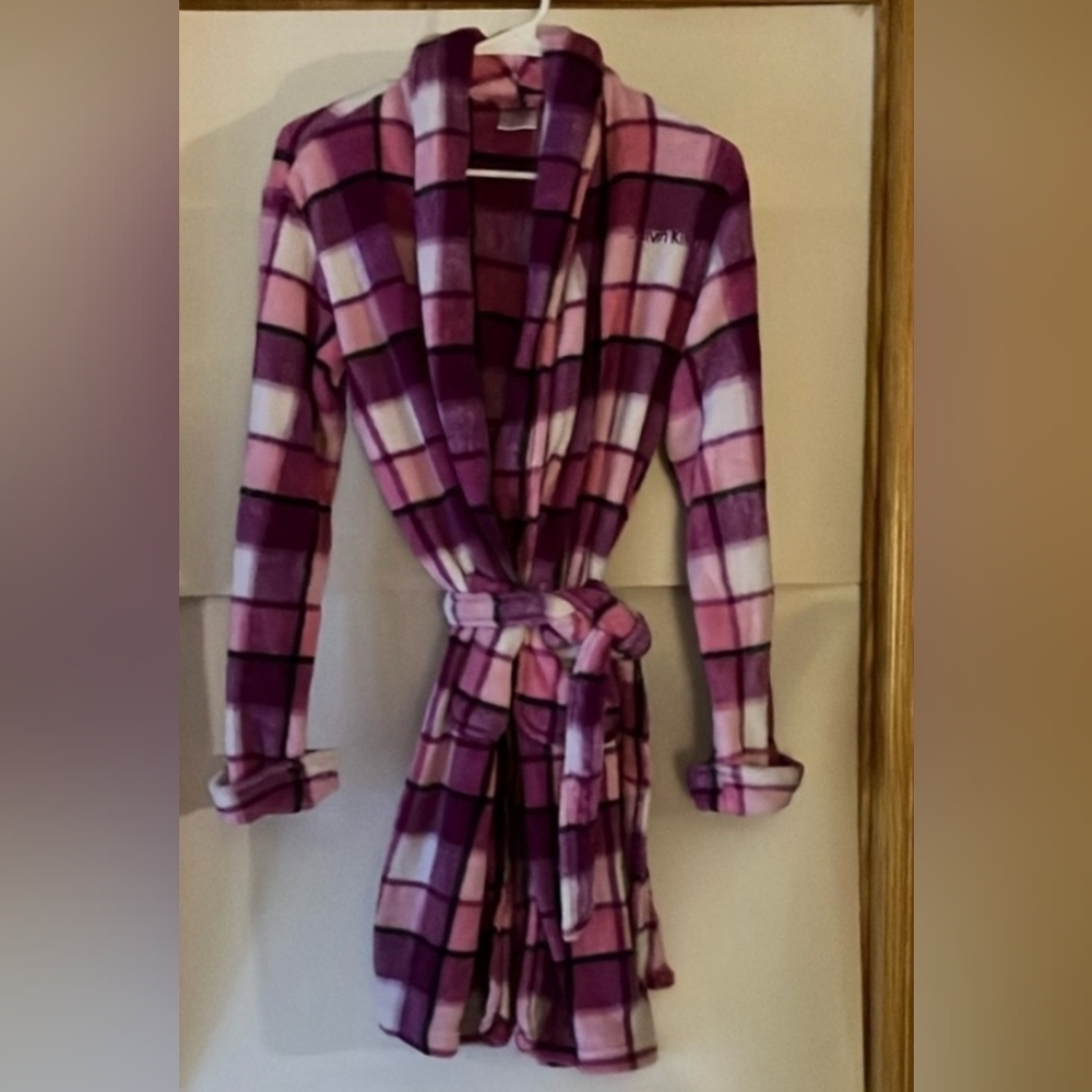 Calvin Klein Girls Super Soft Robe Purple/Pink Belted Pockets Sz 14/16  EUC